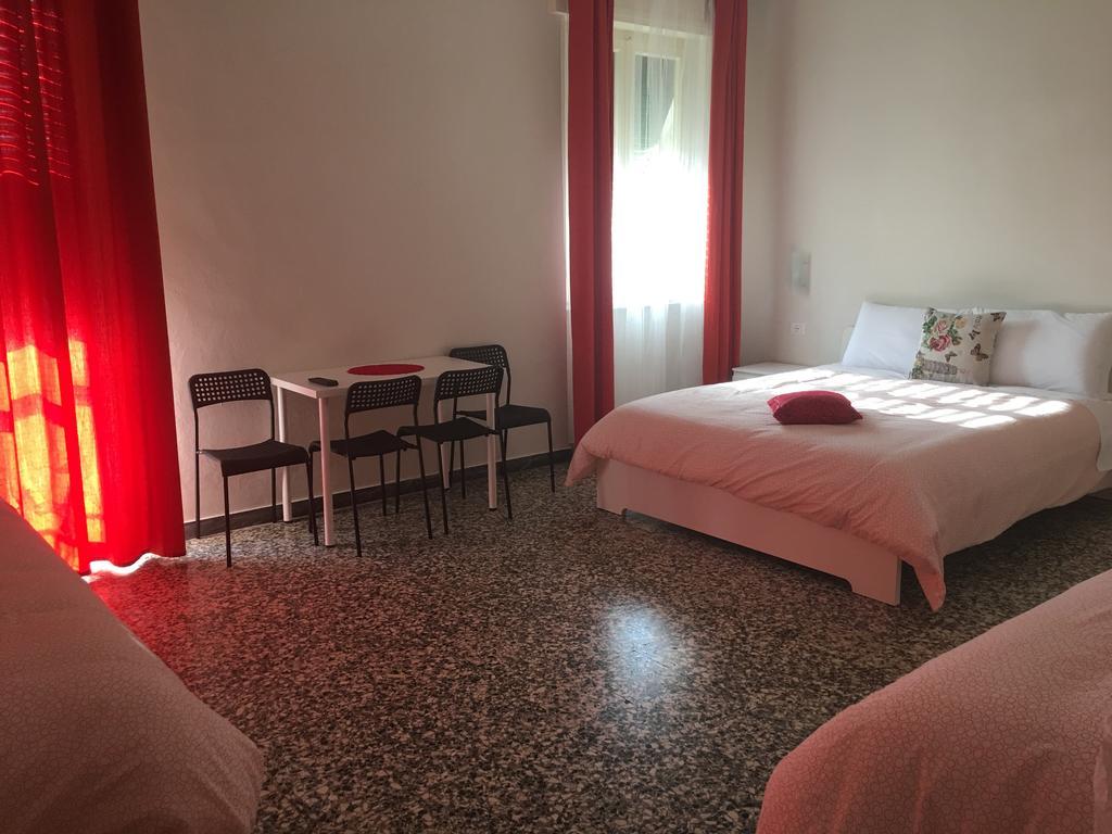 Aliante Turist House Bed and Breakfast Pisa Exteriör bild