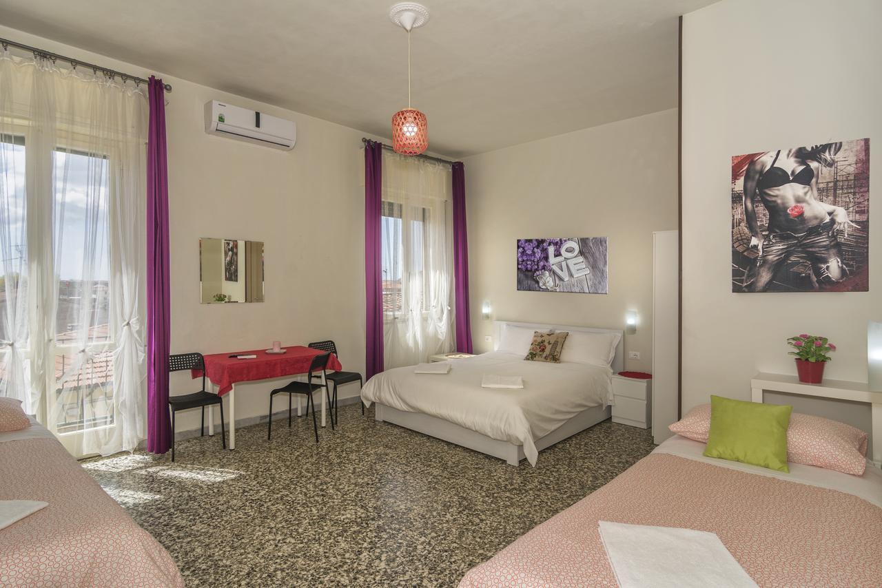 Aliante Turist House Bed and Breakfast Pisa Exteriör bild